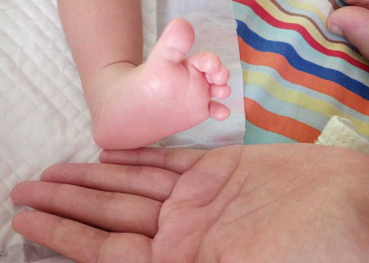 给染色体异常的姐妹正能量